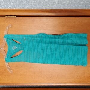 Nike tank top with tags